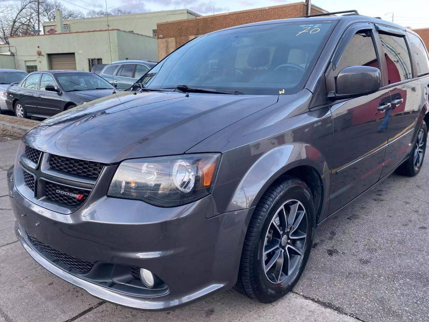 DODGE GRAND CARAVAN 2017 2C4RDGEG8HR740570 image